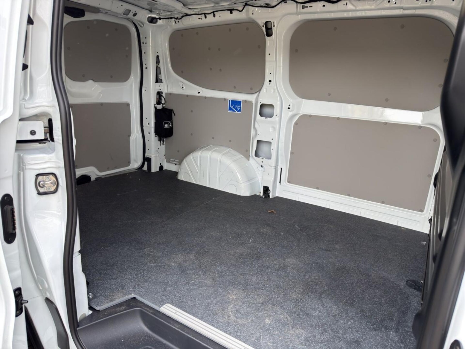 Volkswagen Transporter Kasten kurzer Radstand