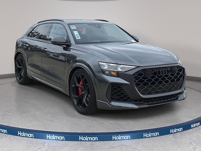 2026 Audi RS Q8 SUV performance