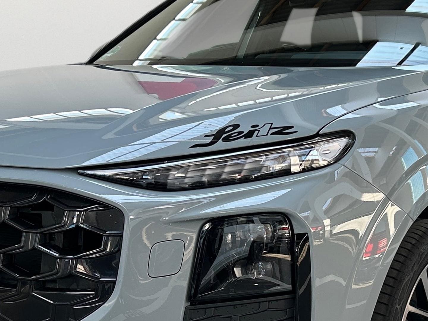 Bild über Audi Q3 SUV TFSI quattro 195 kW S tronic - für weitere Informationen kontaktieren Sie den Audi Partner