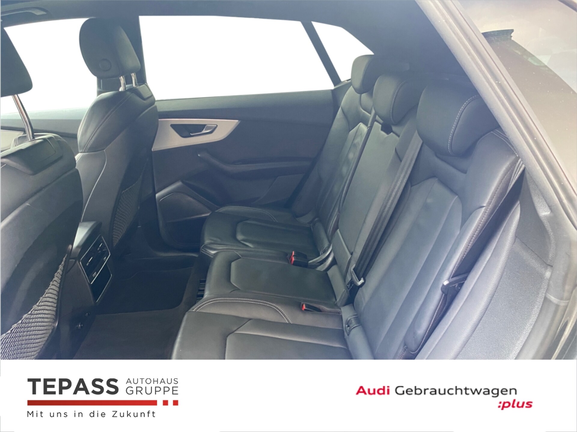 Audi SQ8 SUV