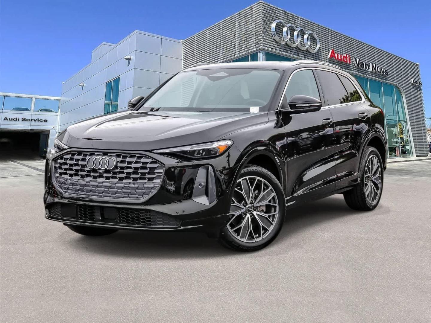 2025 Audi Q5 40 Premium Plus's photo
