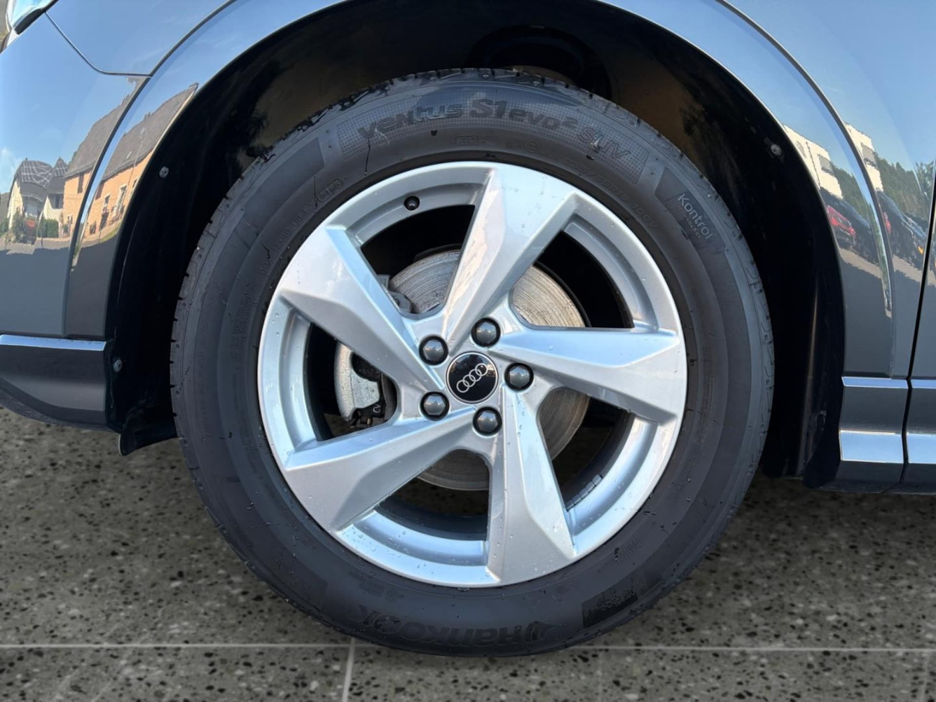 Audi Q3 SUV advanced
