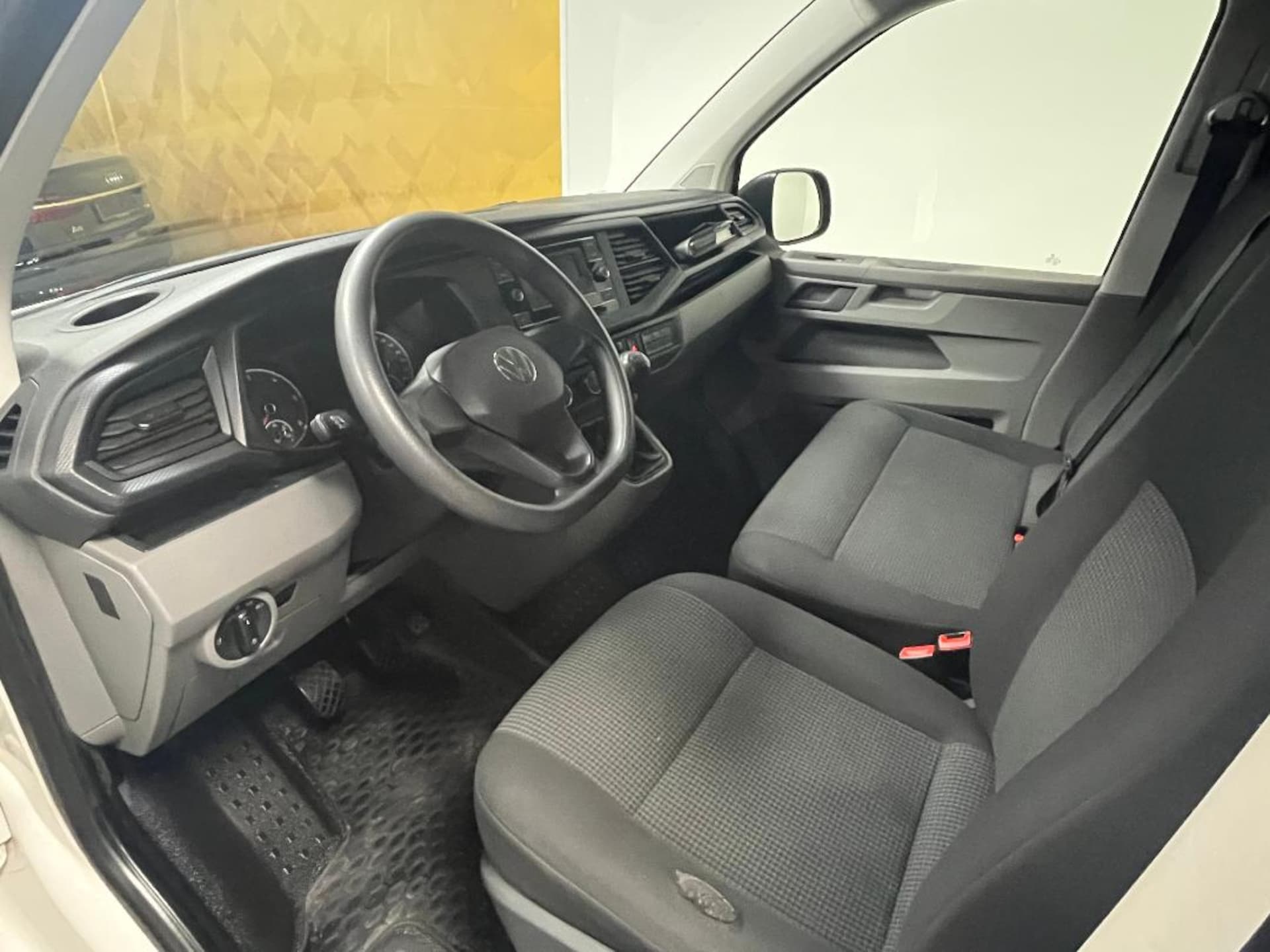 Volkswagen Transporter Kasten kurzer Radstand