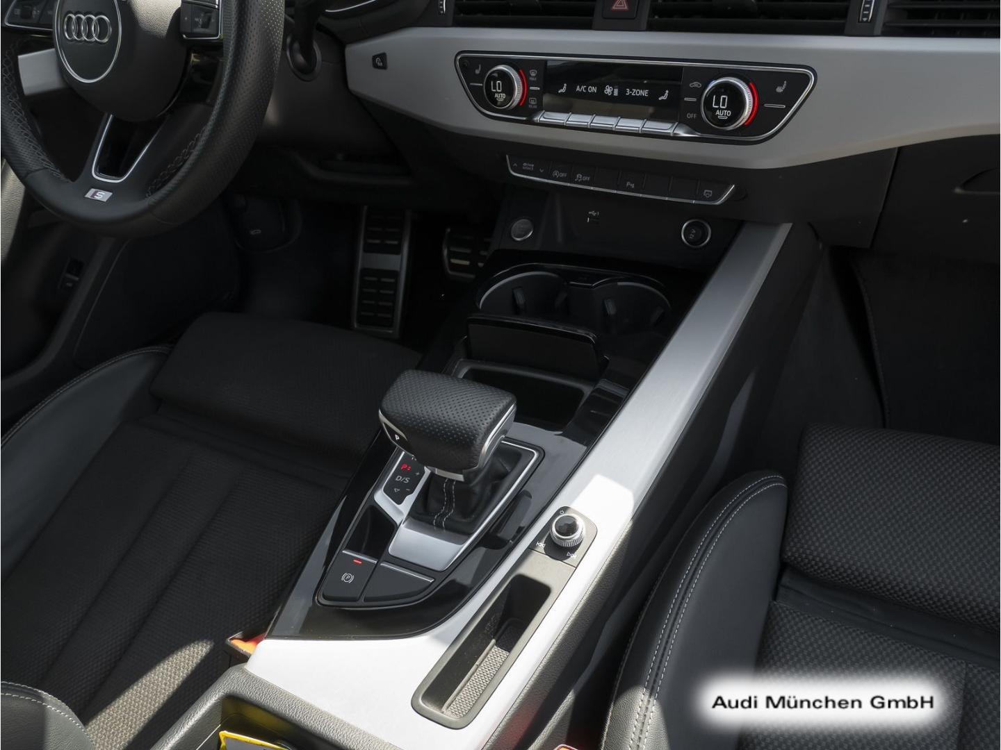 Bild über Audi A4 Avant S line 45 TFSI quattro S tronic - für weitere Informationen kontaktieren Sie den Audi Partner