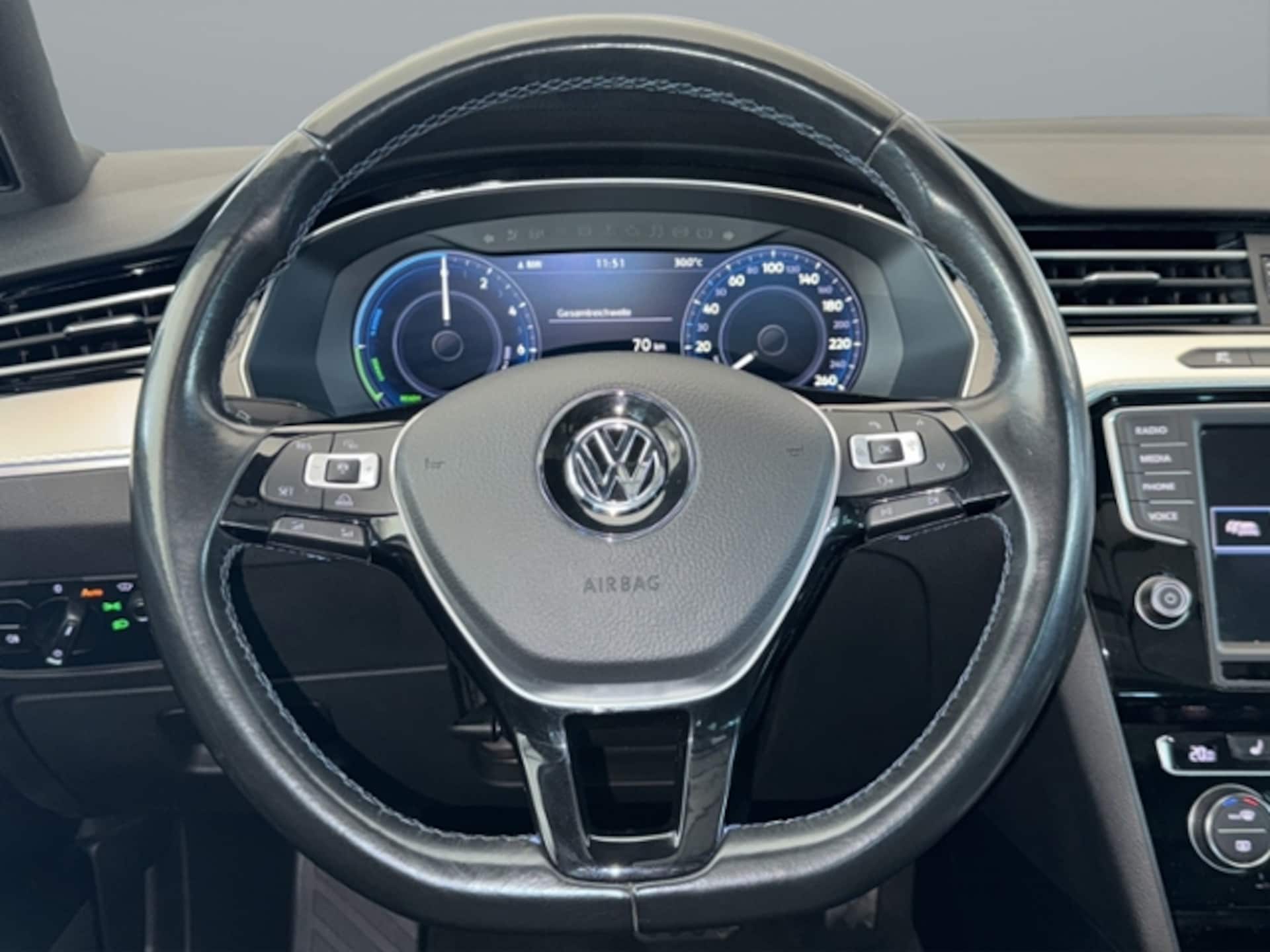 Volkswagen Passat Variant GTE