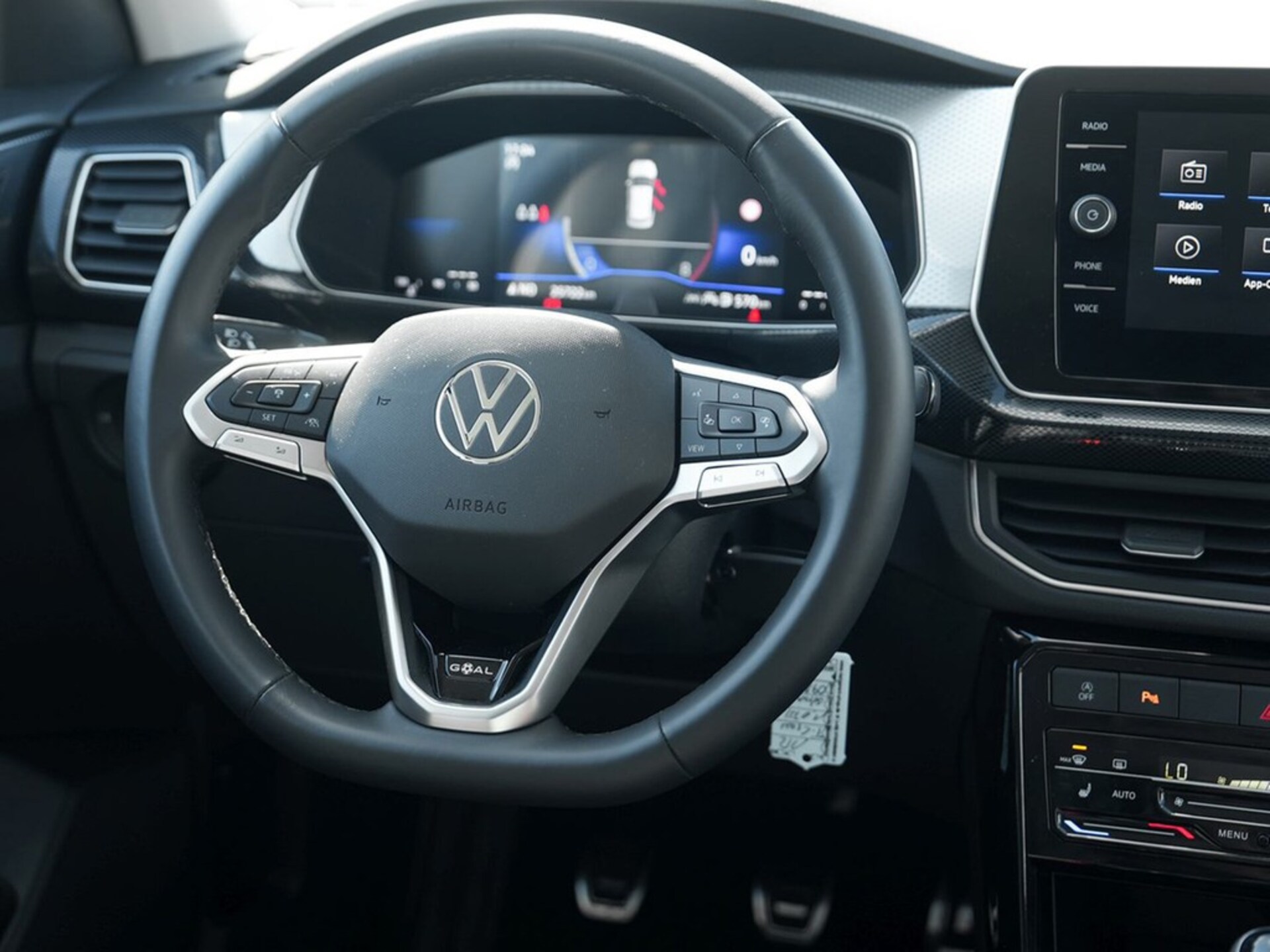 Volkswagen T-Cross Life