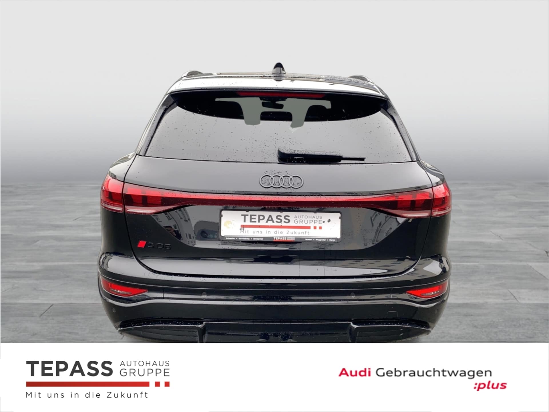 Audi SQ6 SUV e-tron