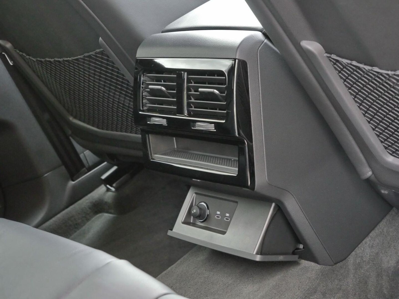 Volkswagen Touareg – Bild 17