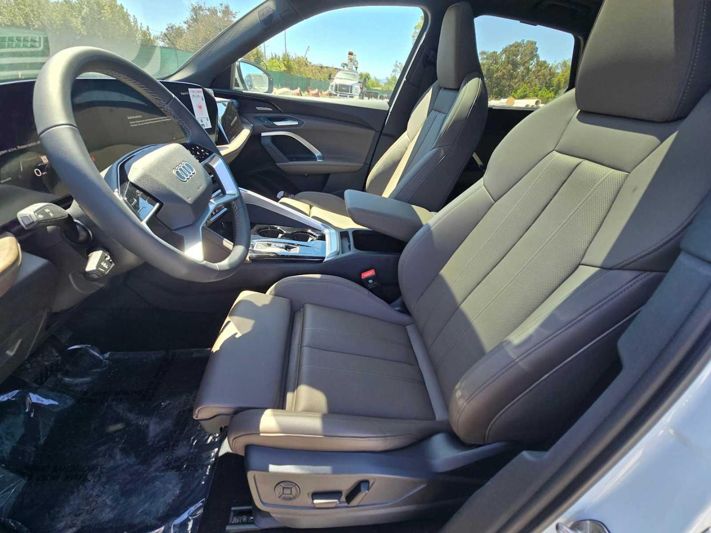 2025 Audi Q5 Premium Plus - Photo 24