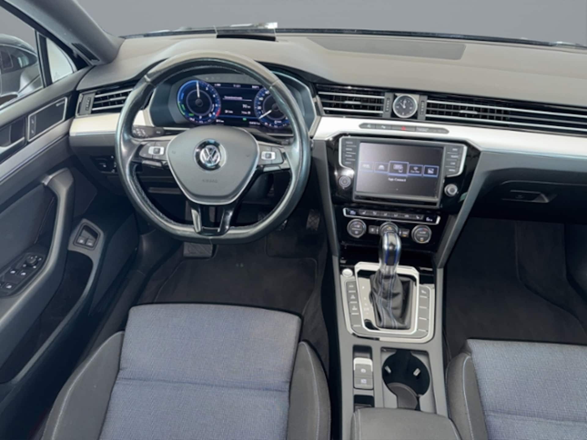 Volkswagen Passat Variant GTE