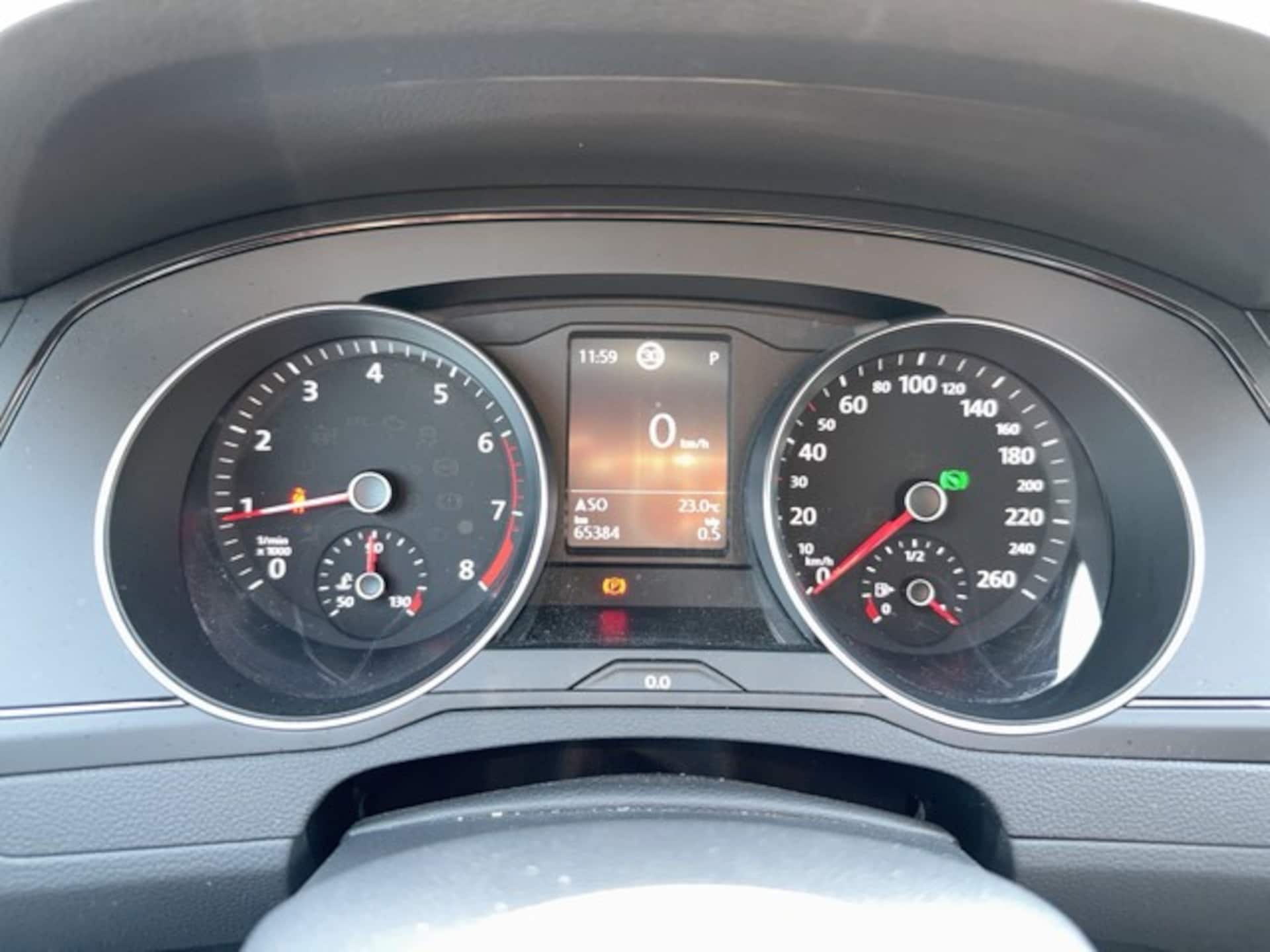Volkswagen Passat Variant Basis-Modell