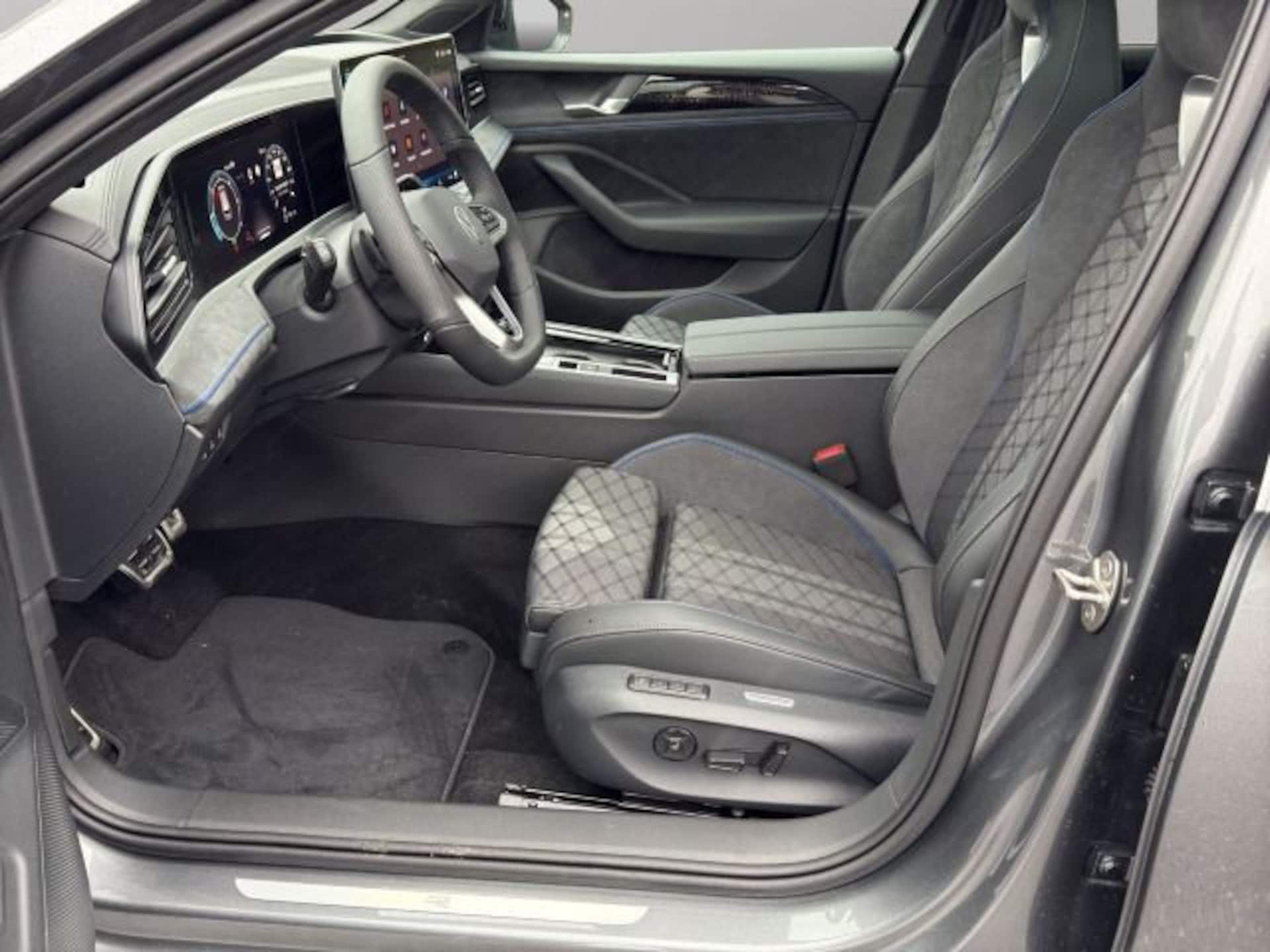 Volkswagen Passat R-Line