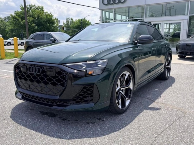 2026 Audi RS Q8 SUV performance