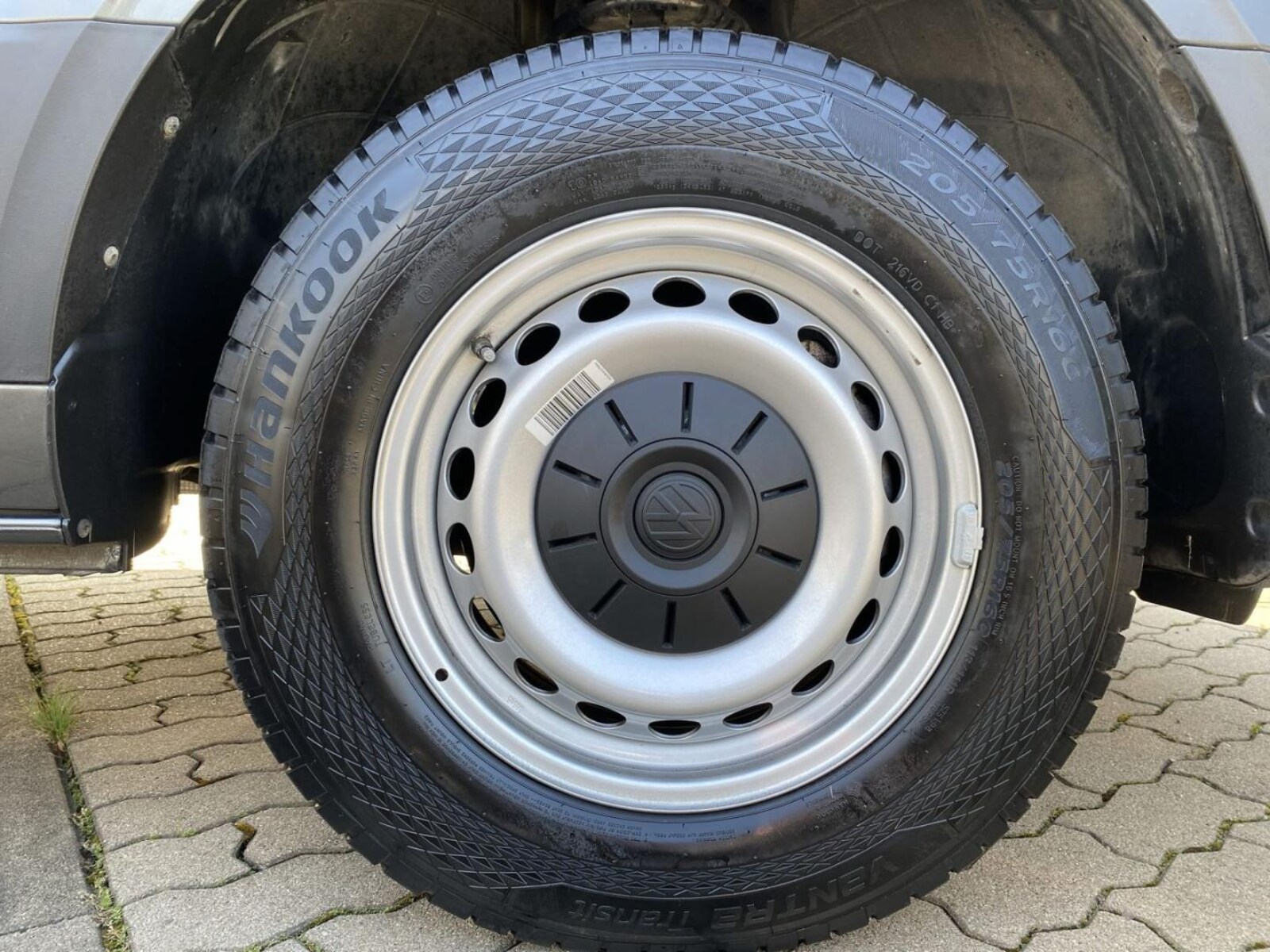 Volkswagen Crafter Kasten mittlerer Radstand – Bild 4