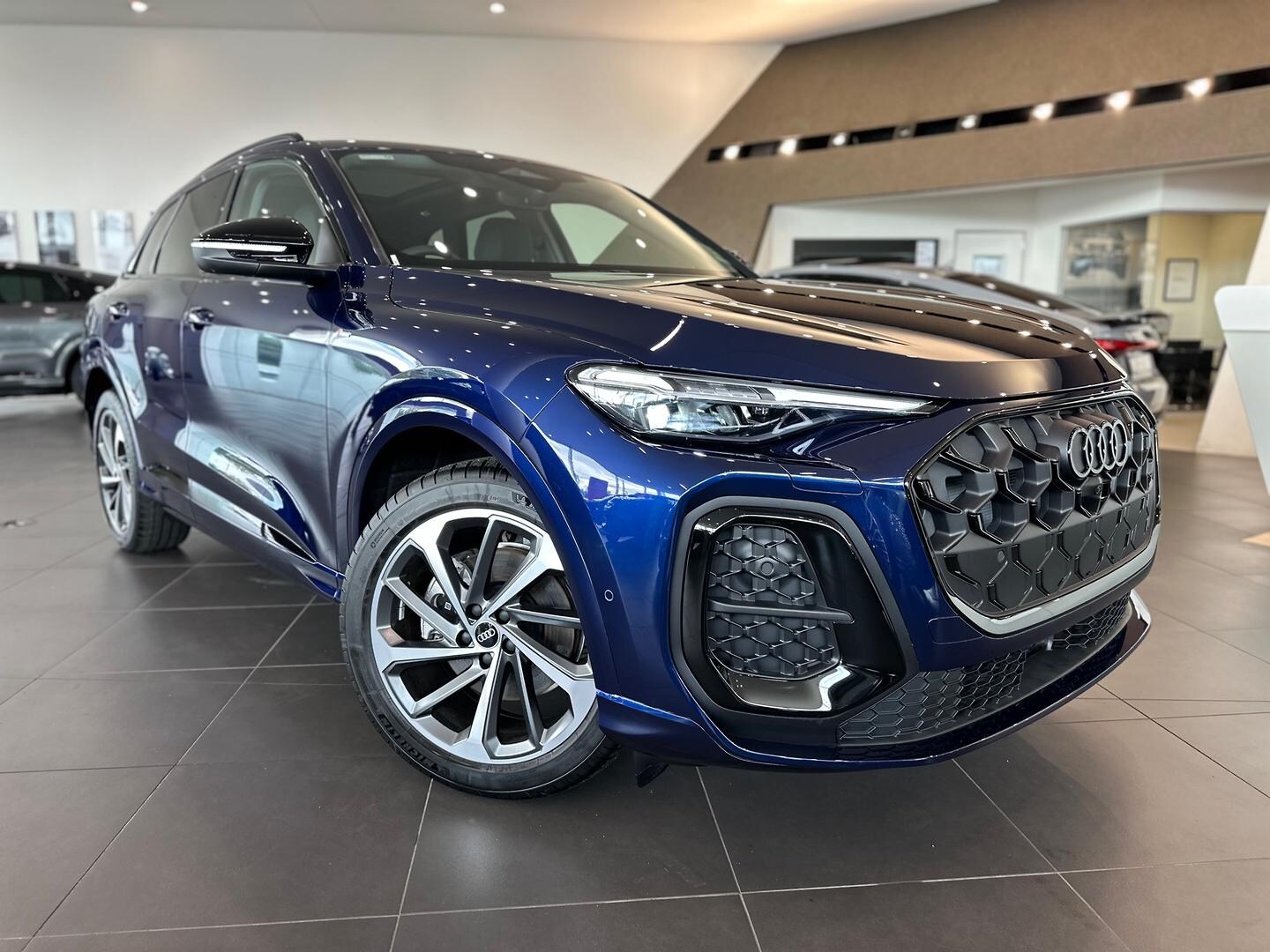 Image about Audi Q5 SUV TFSI 150 kW