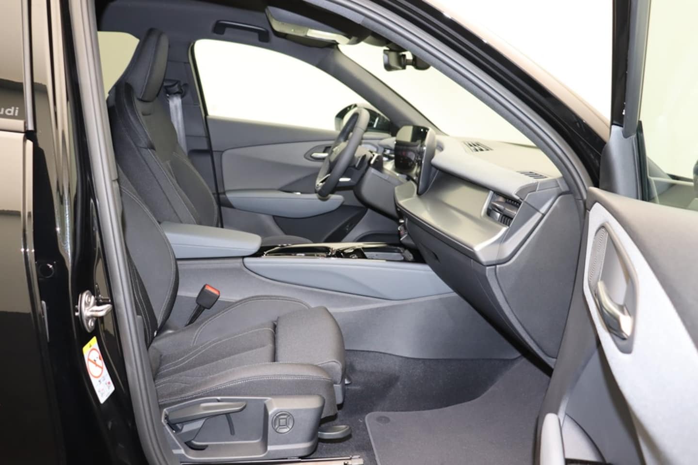 Bild über Audi Q3 Sportback TFSI quattro 150 kW S tronic - für weitere Informationen kontaktieren Sie den Audi Partner