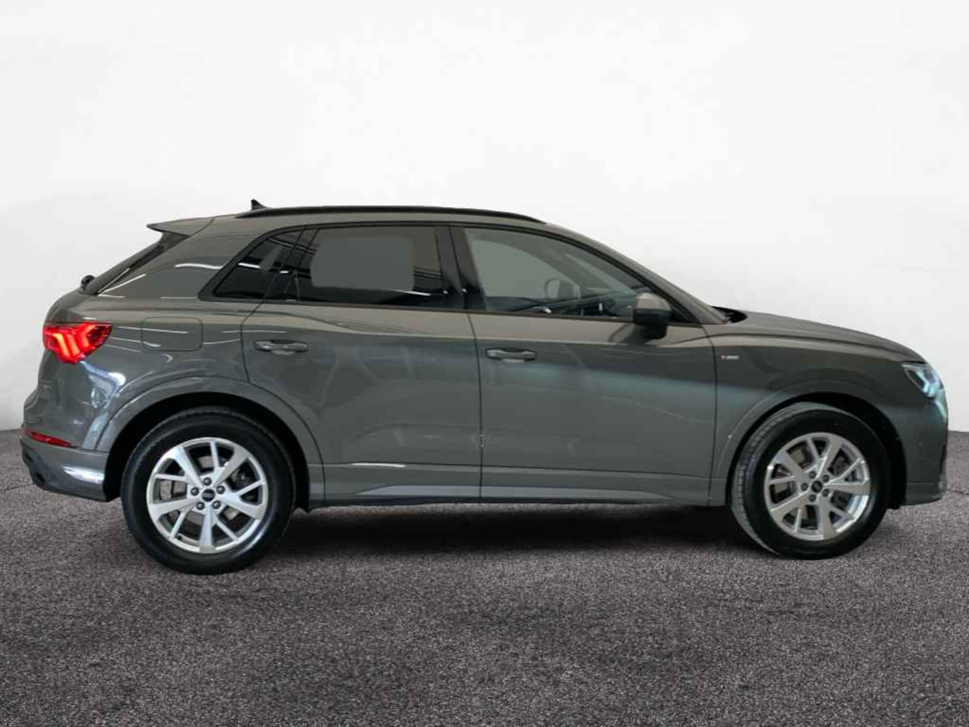Audi Q3 SUV S line