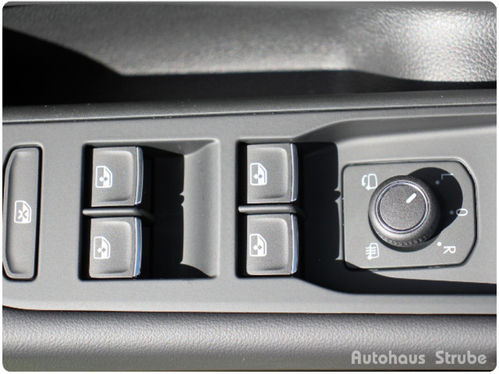 Volkswagen T-Roc – Bild 18