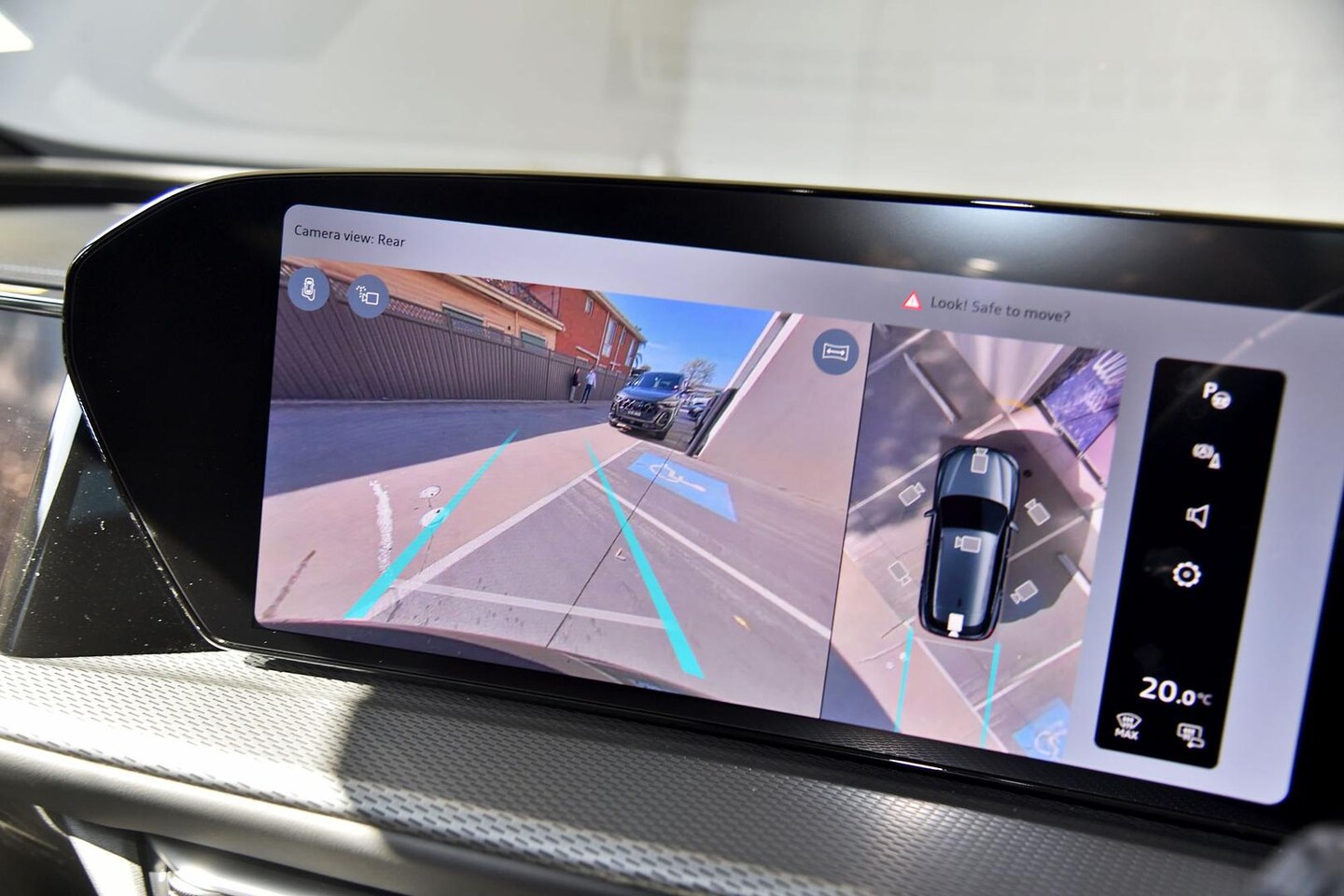 Image about Audi Q5 SUV e-hybrid quattro S tronic