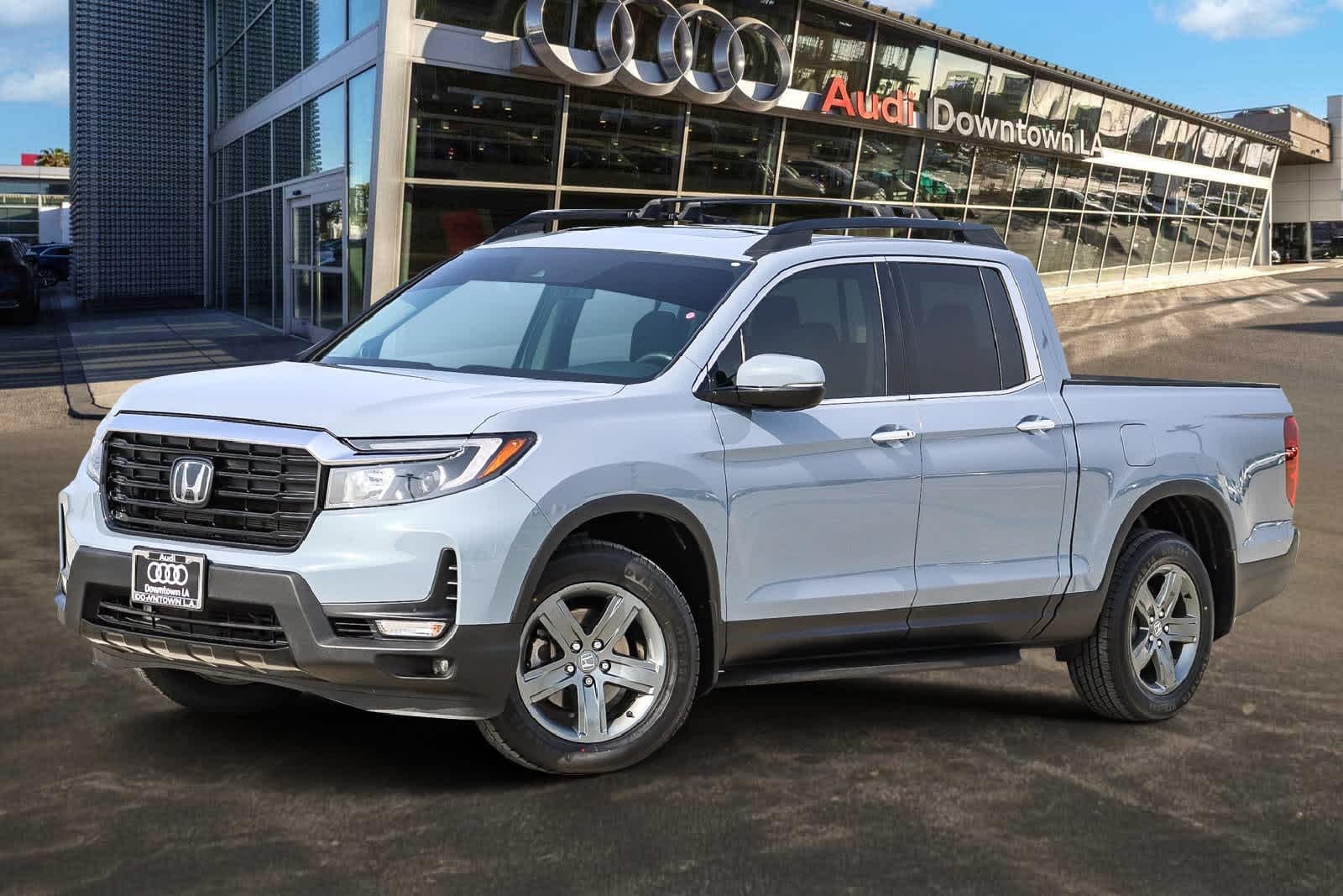 2023 Honda Ridgeline RTL-E AWD's photo