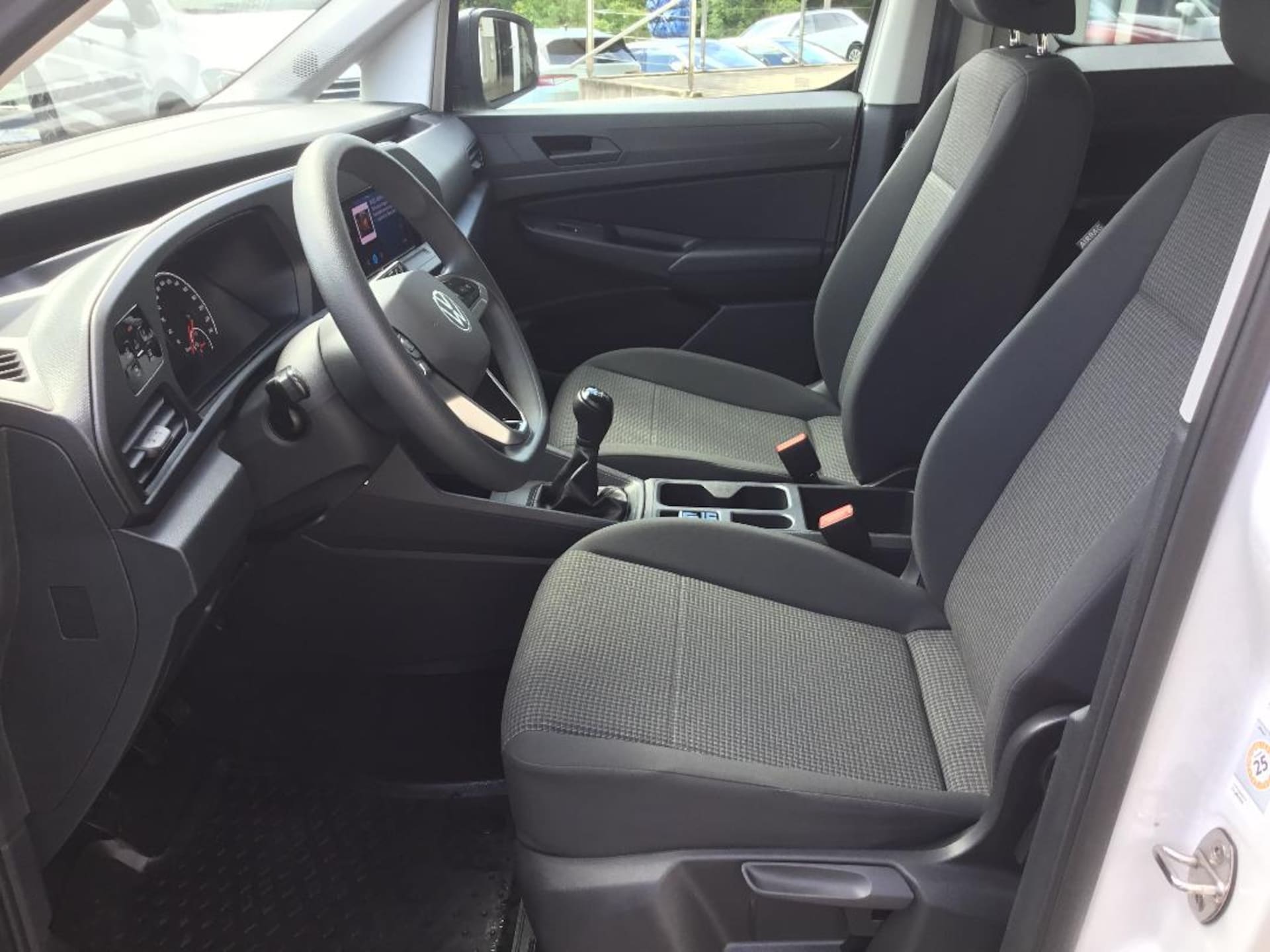 Volkswagen Caddy Kombi Basis-Modell