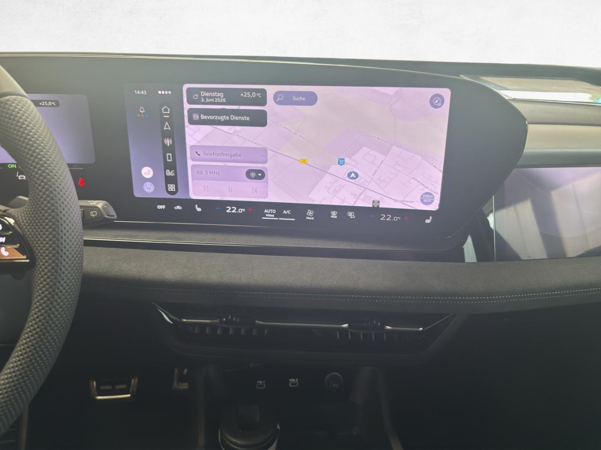 Audi Q6 SUV e-tron