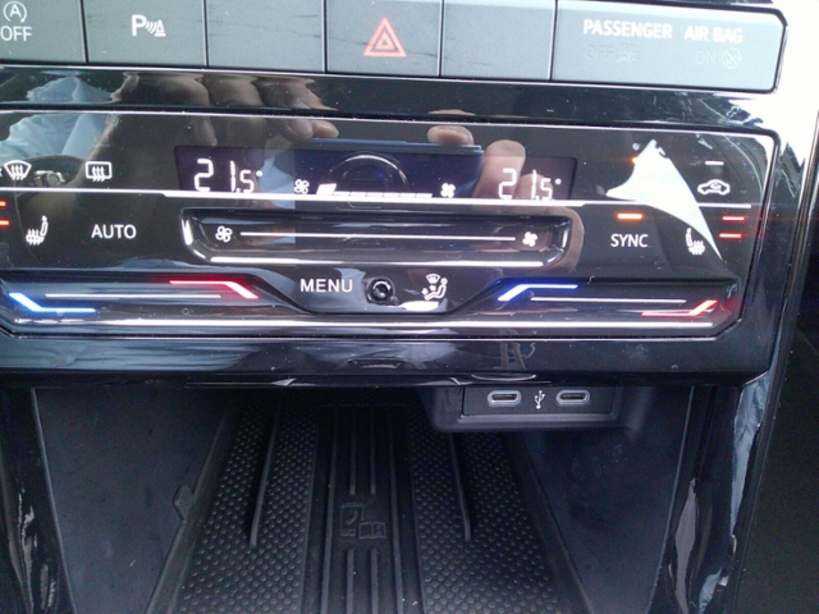 Volkswagen T-Cross – Bild 11