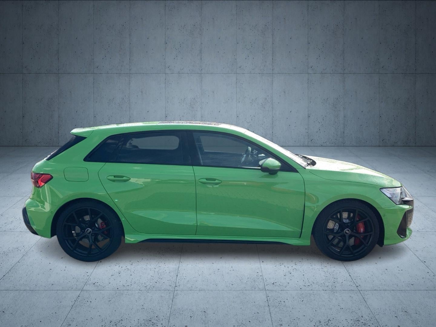 Bild über Audi RS 3 Sportback TFSI quattro S tronic - für weitere Informationen kontaktieren Sie den Audi Partner