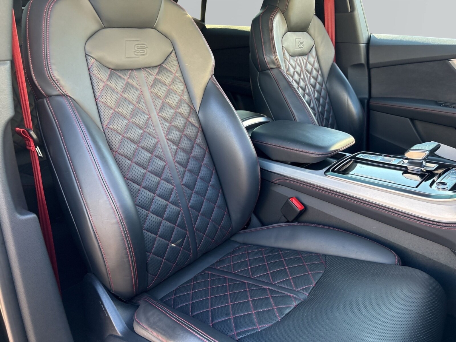 Audi SQ8 – Bild 8