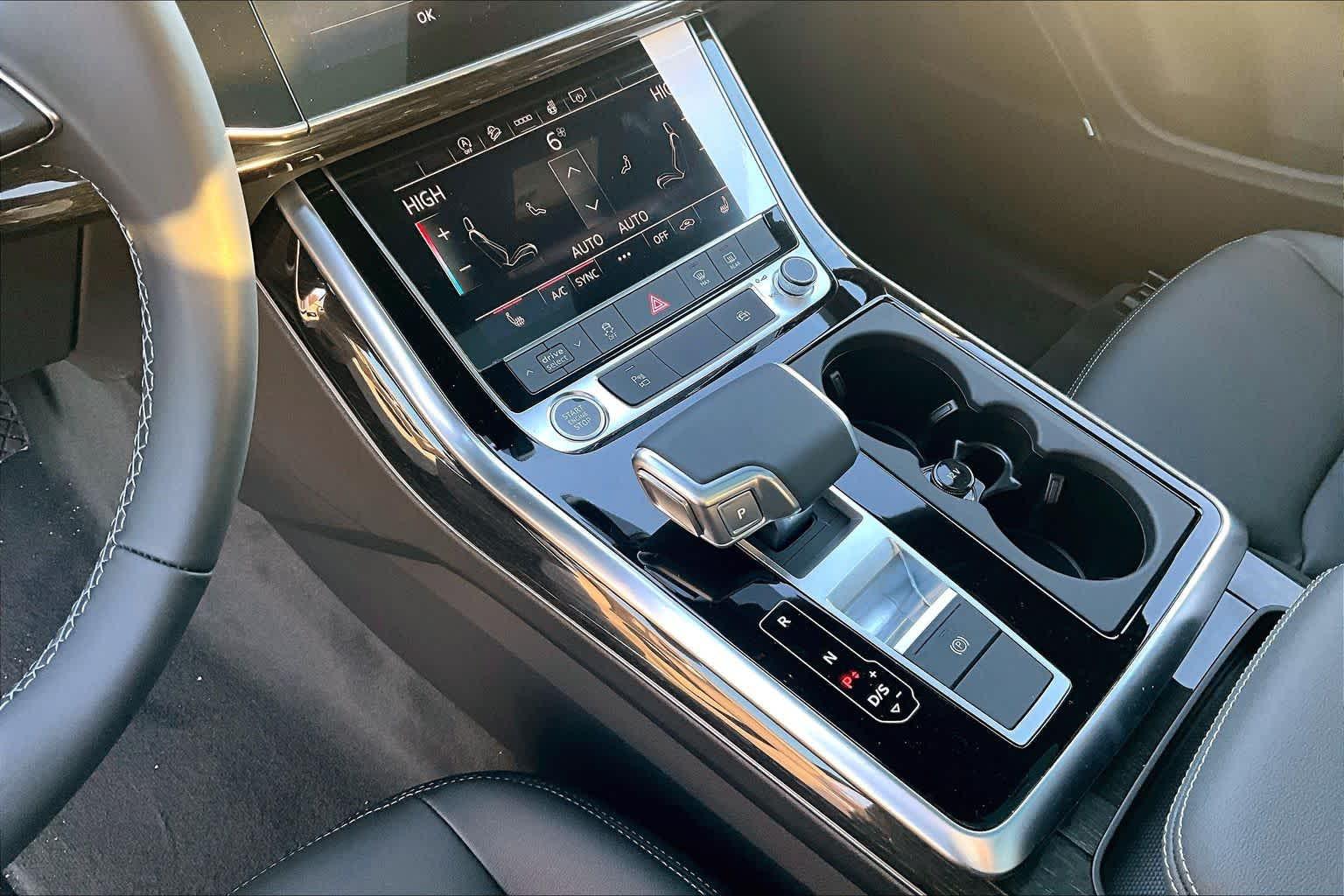 2026 Audi Q7 Premium - Photo 7