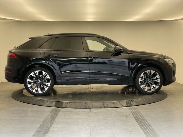 2025 Audi Q8 Premium - Photo 8