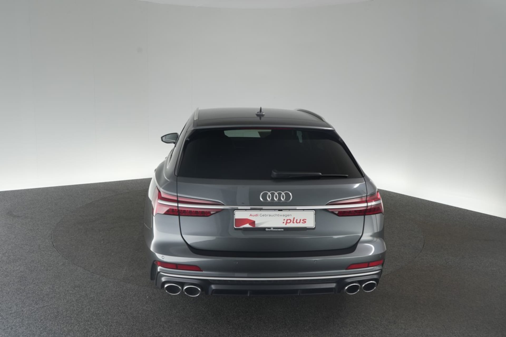 Audi S6 Avant