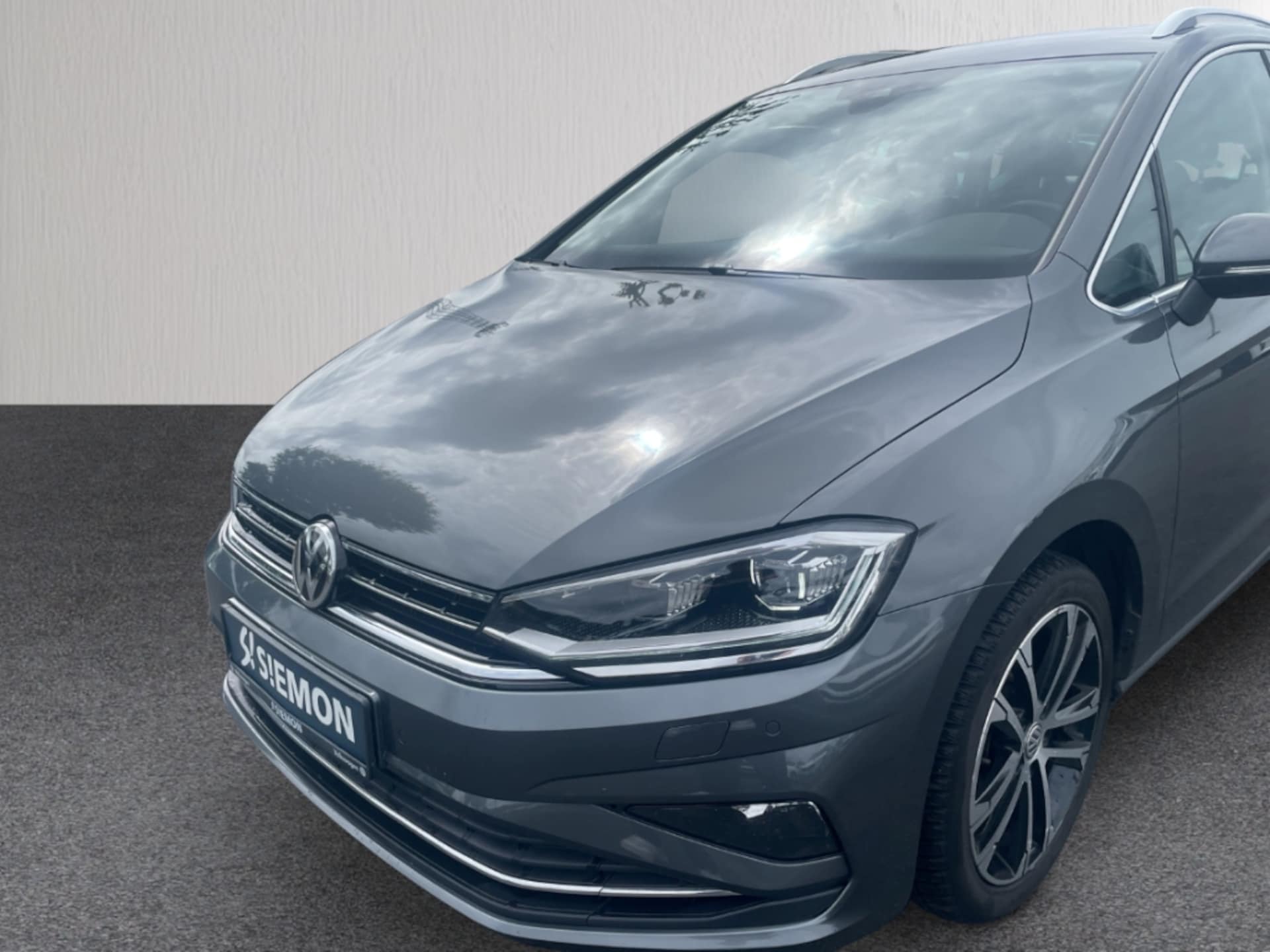 Volkswagen Golf Sportsvan Highline