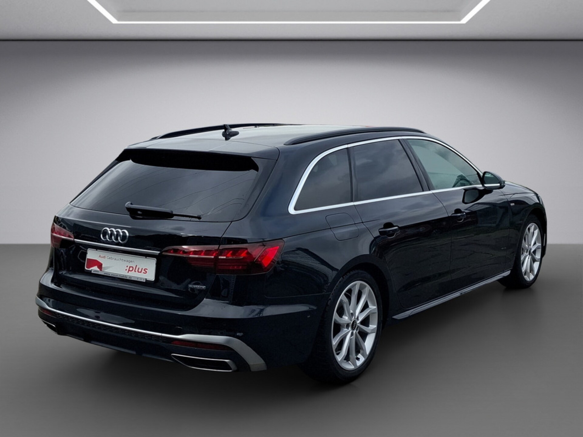 Audi A4 Avant S line