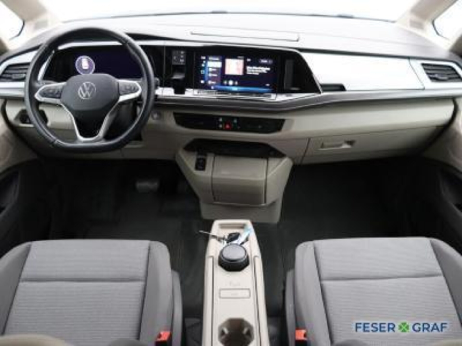 Volkswagen Multivan Basis-Modell