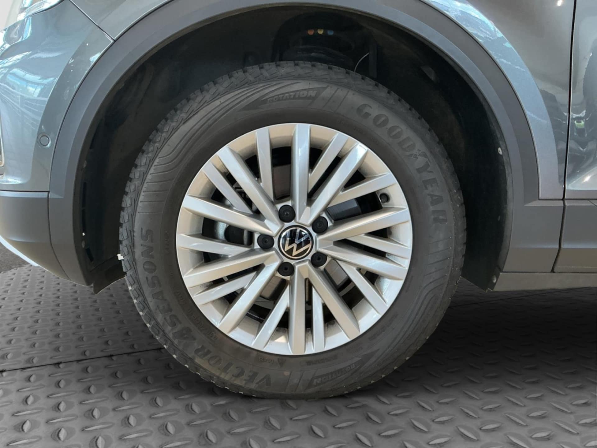Volkswagen T-Roc Life
