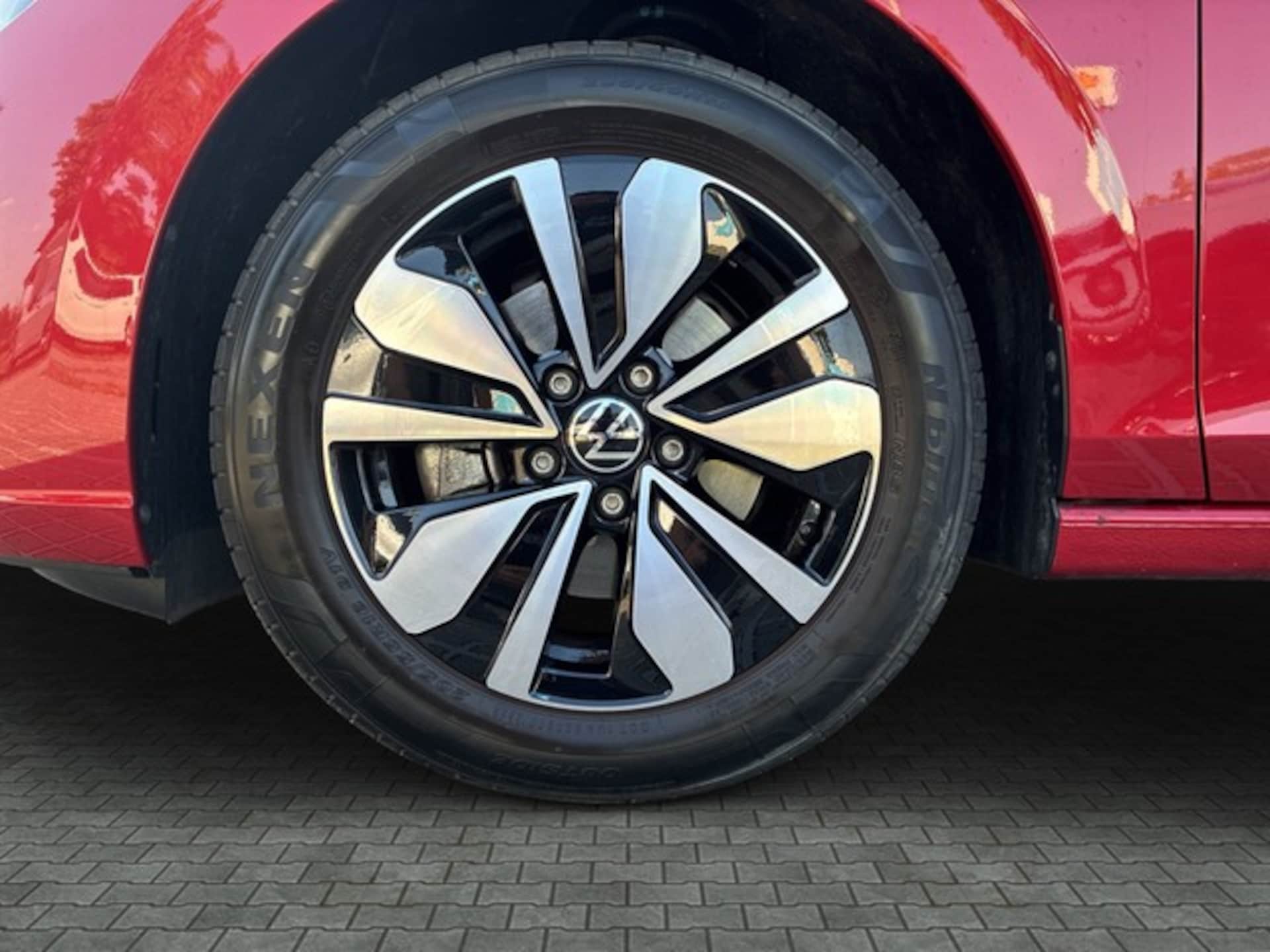 Volkswagen Golf MOVE