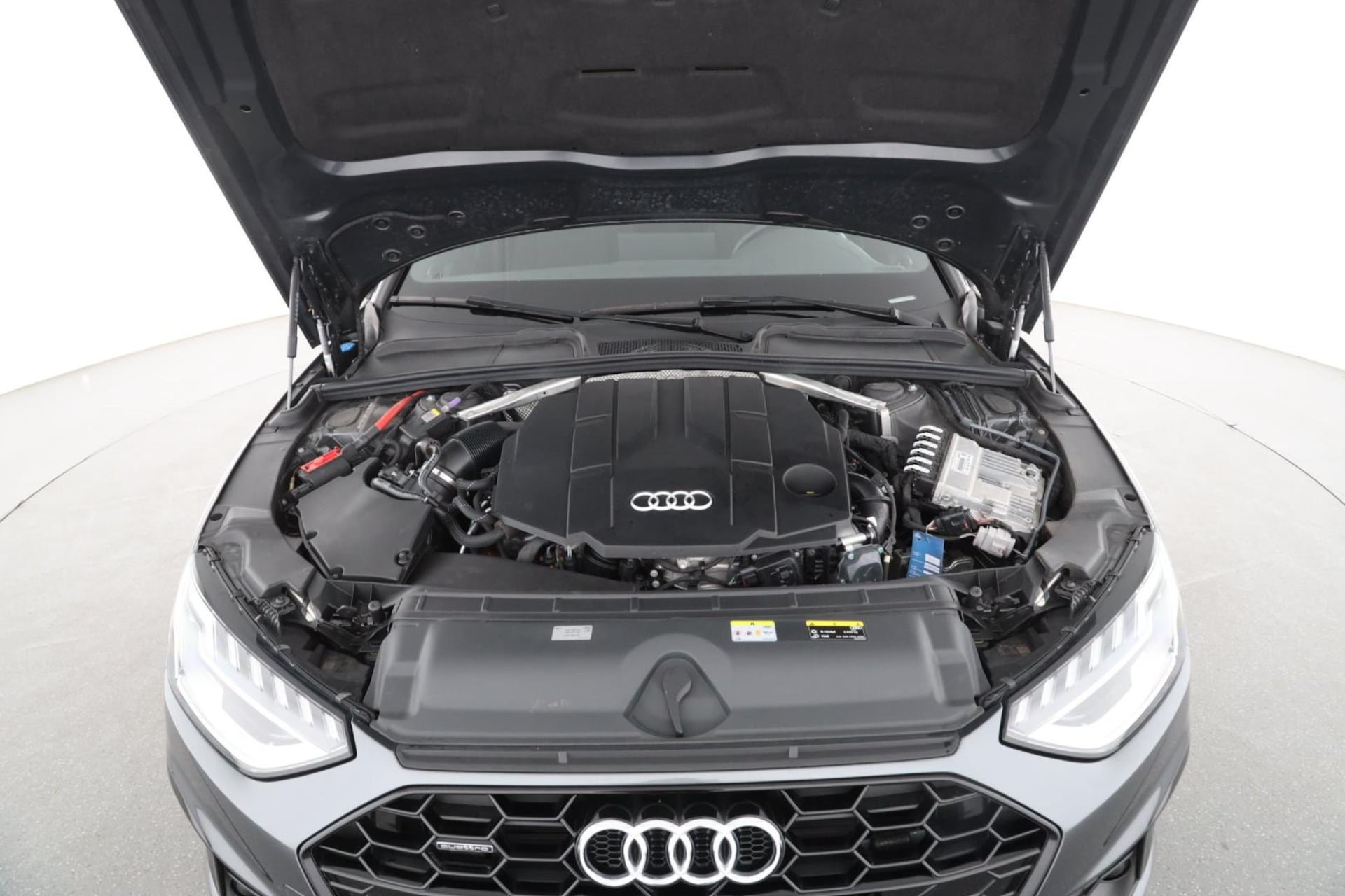 Audi A4 Avant S line