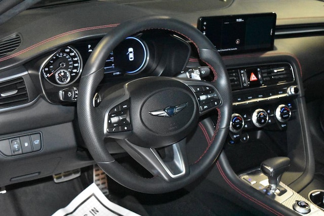 2023 Genesis G70