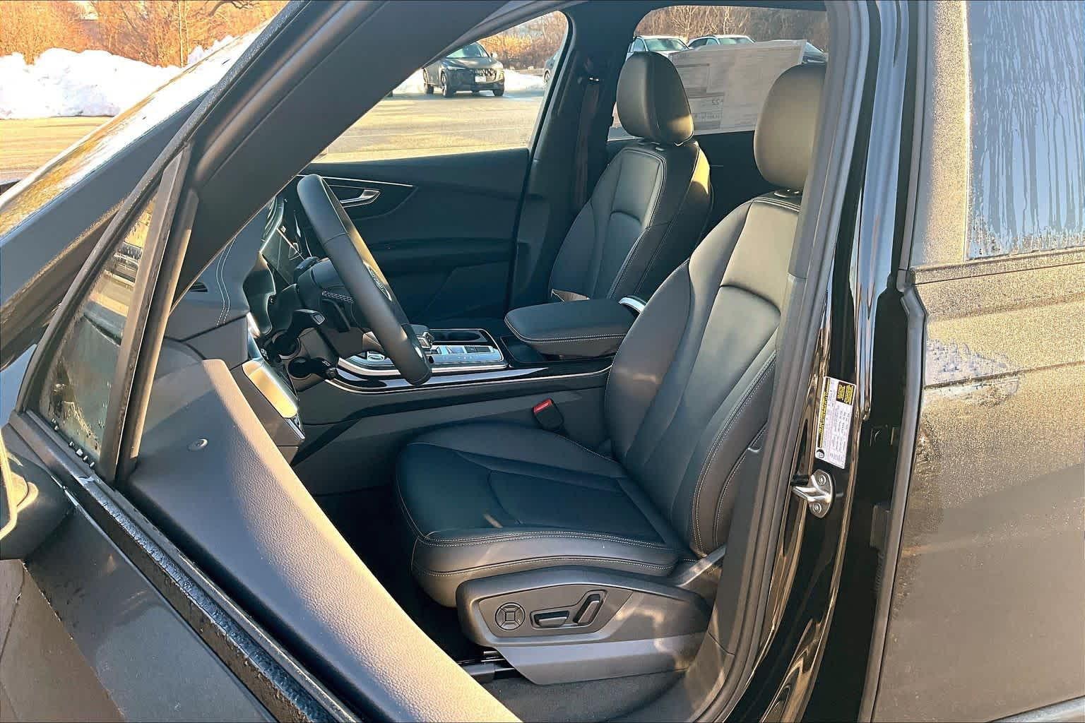 2026 Audi Q7 Premium - Photo 9
