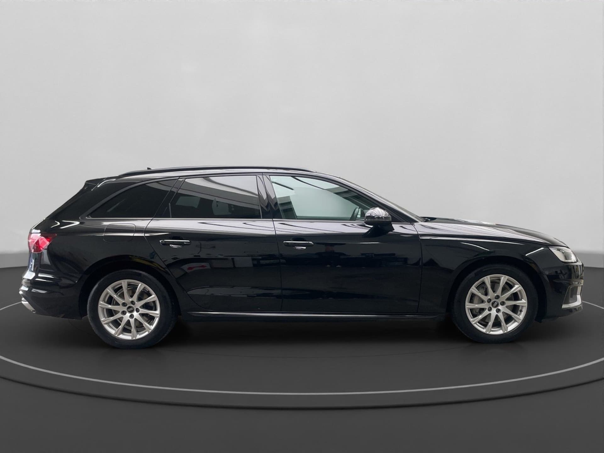 Audi A4 Avant Advanced