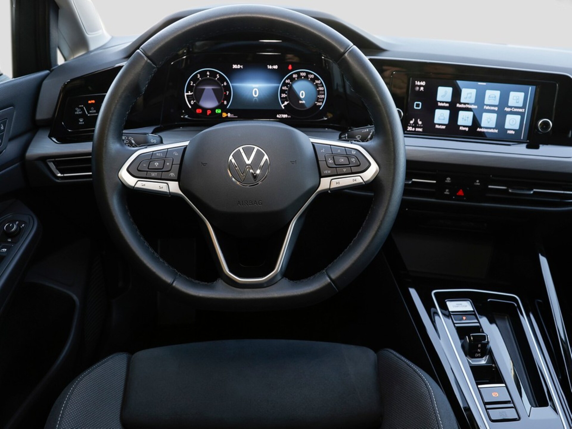 Volkswagen Golf Style