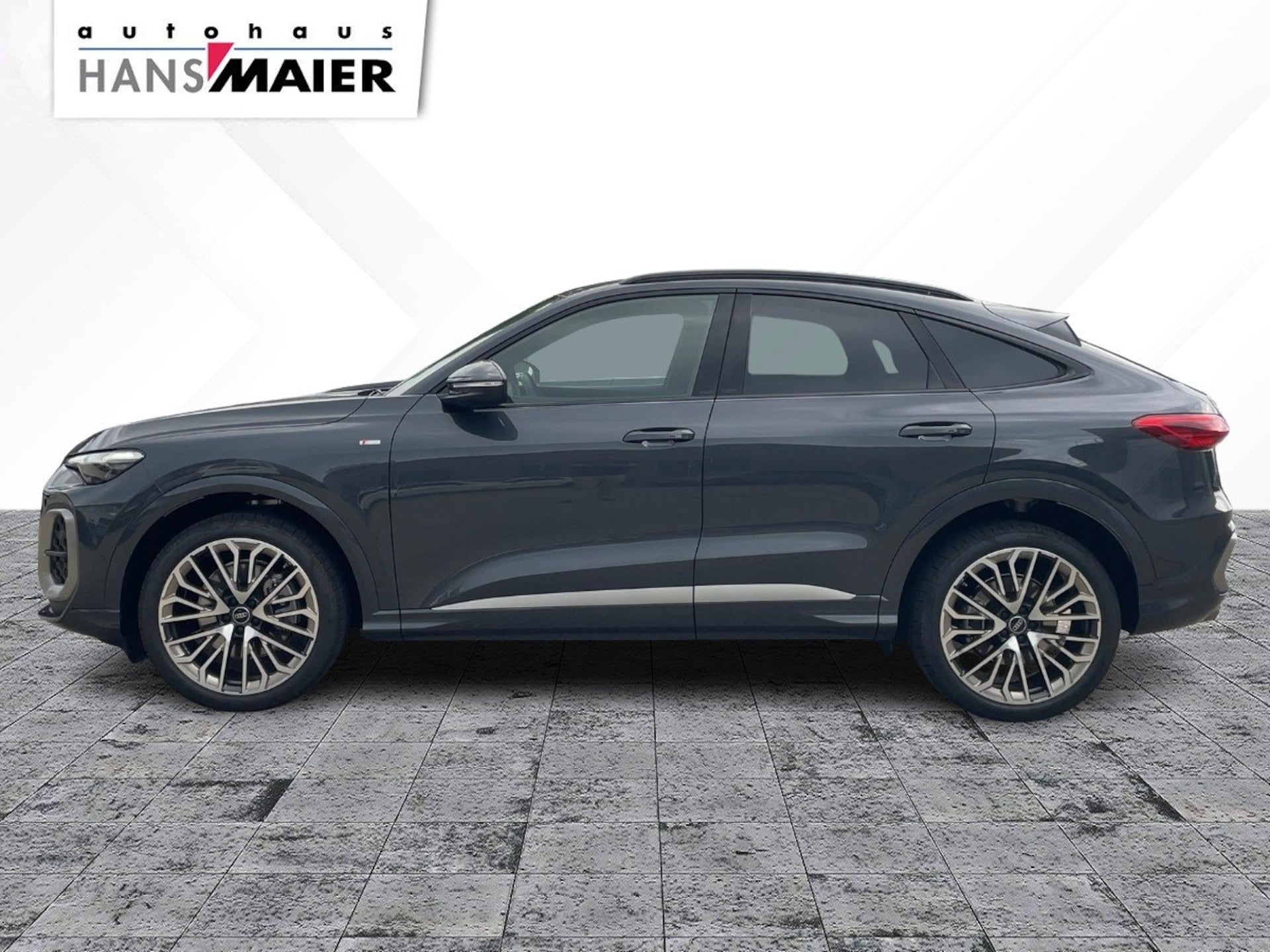 Audi Q5 Sportback edition one