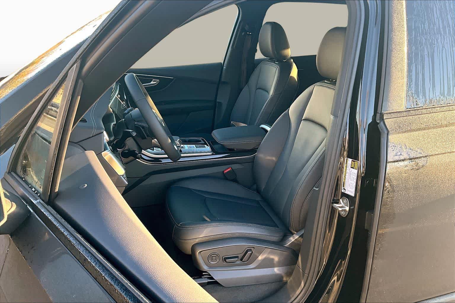 2026 Audi Q7 Premium - Photo 10