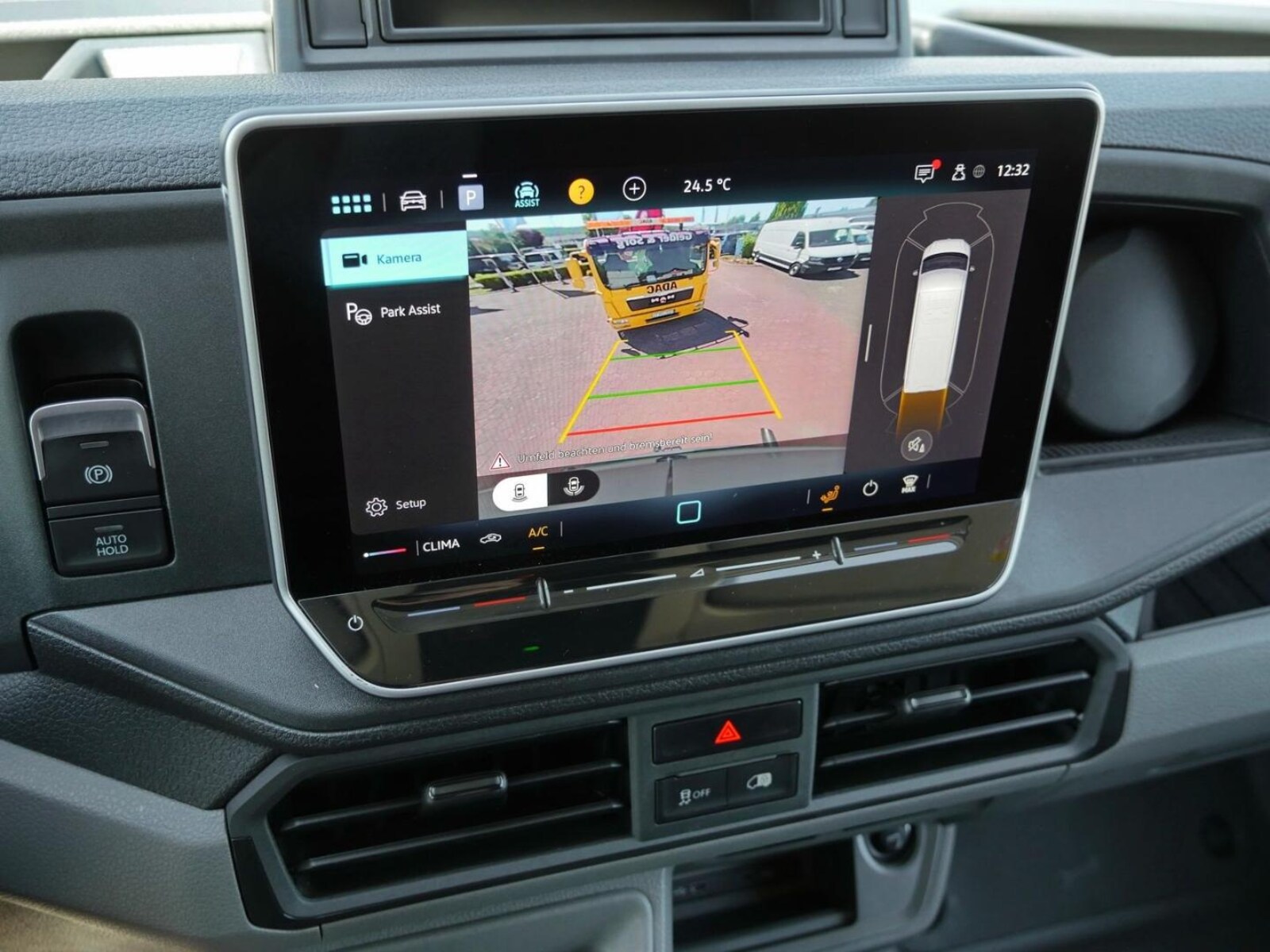 Volkswagen Crafter Kasten mittlerer Radstand – Bild 15