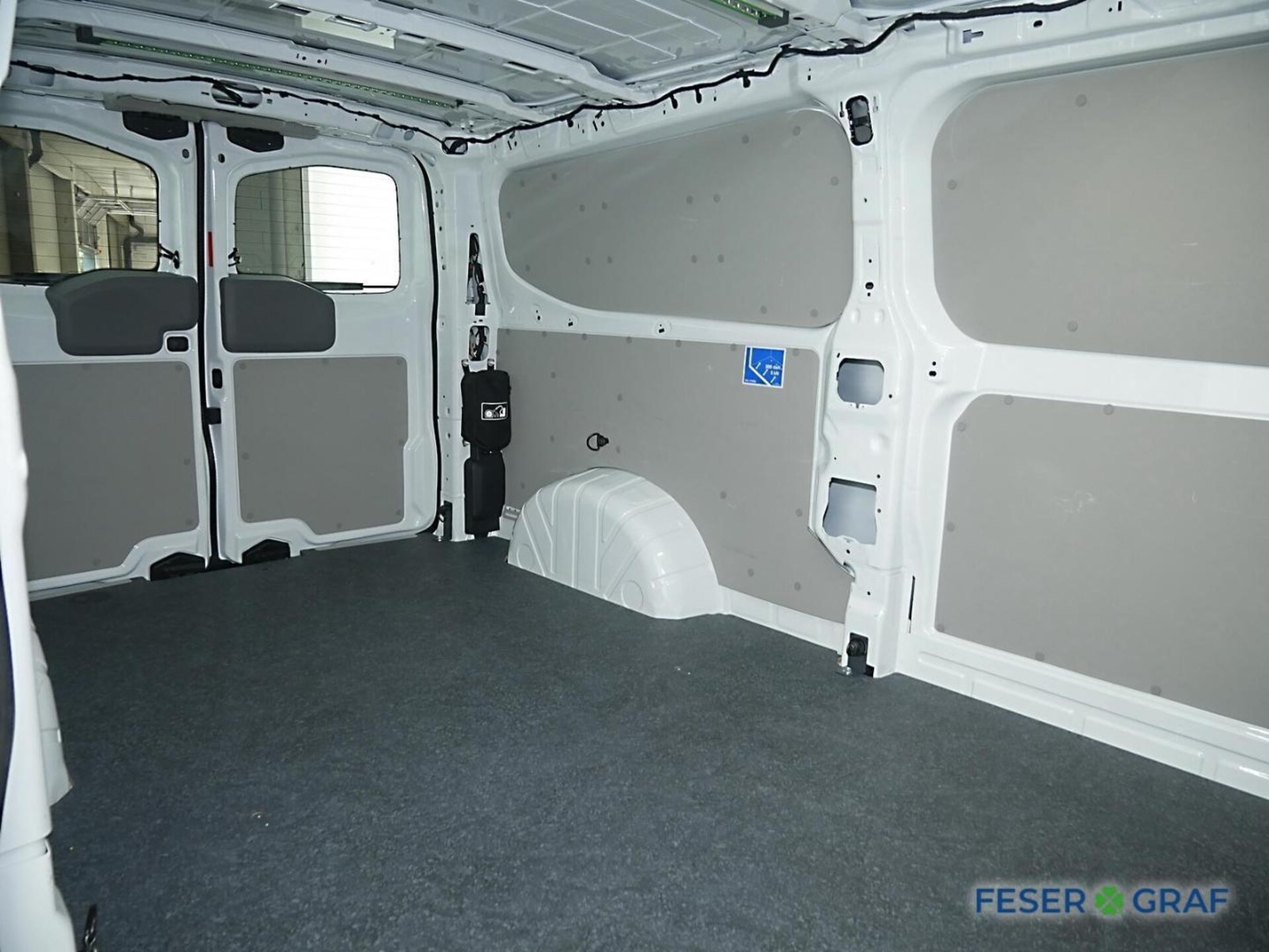 Volkswagen Transporter Kasten langer Radstand