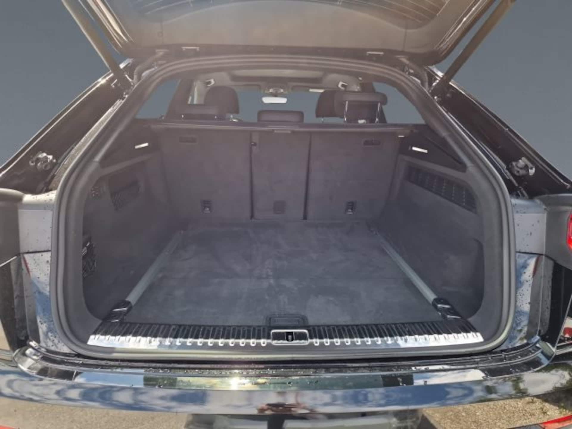 Audi Q8 SUV