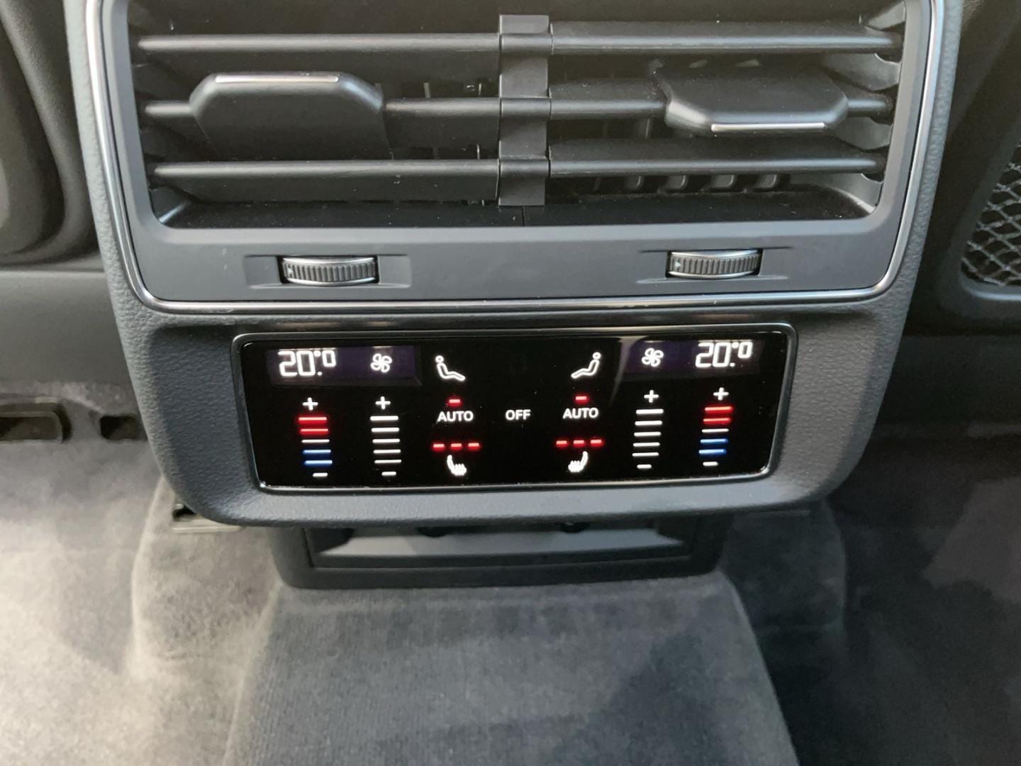 Bild über Audi Q7 competition plus 50 TDI quattro tiptronic - für weitere Informationen kontaktieren Sie den Audi Partner