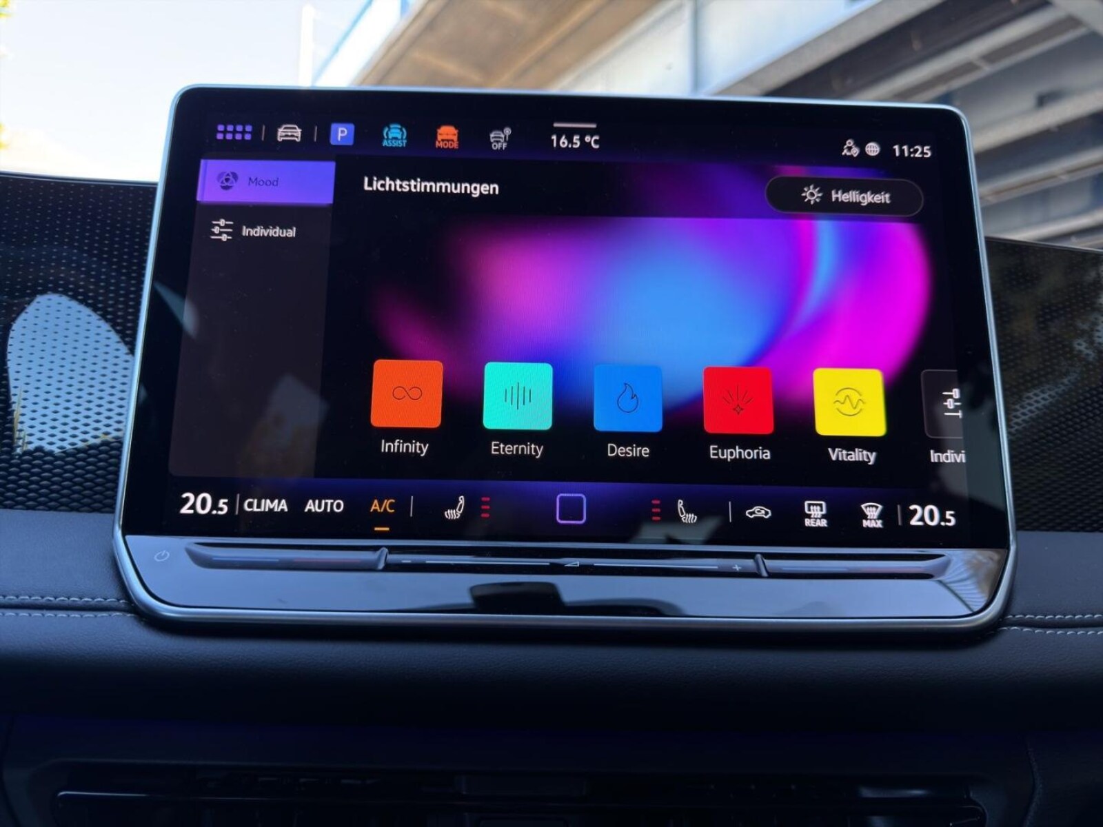 Volkswagen Tiguan – Bild 22