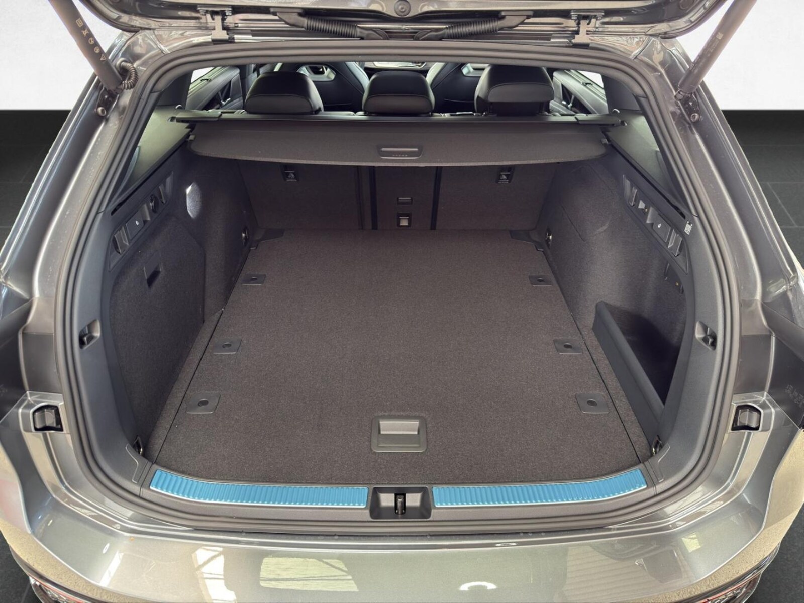 Volkswagen Passat – Bild 6
